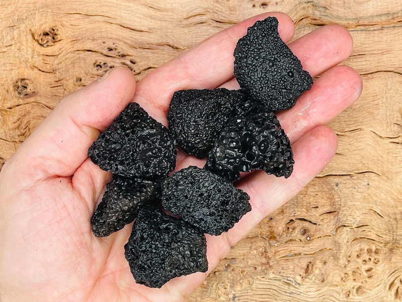 Lava Volcanic Rough Stone - Basalt Rock - Volcanik Rock Lava ...