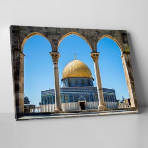 Canvas Art Featuring the Majesty of Dome of the Rock and Al-Masjid al-Aqsa in Palestine