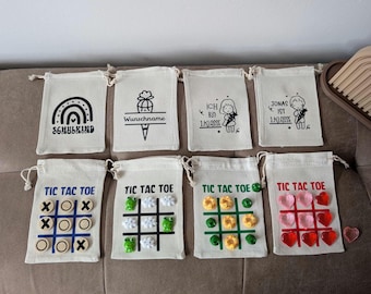 Tic Tac Toe - Säckchen mit Spielfiguren und Personalisierung auf der Rückseite für erster Schultag, Gastgeschenk Einschulung, Schulkind