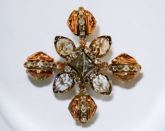 Vintage Schreiner stunning and extremely rare champaign art glass detailed brooch/pendant