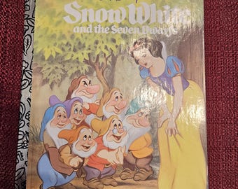 ウォルト・ディズニーの白雪姫と七人の小人 ゴールデンブック // 大型
