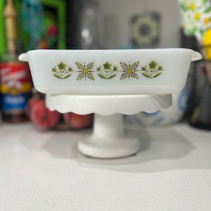 Fire King by Anchor Hocking Meadow Green 8-inch square casserole
