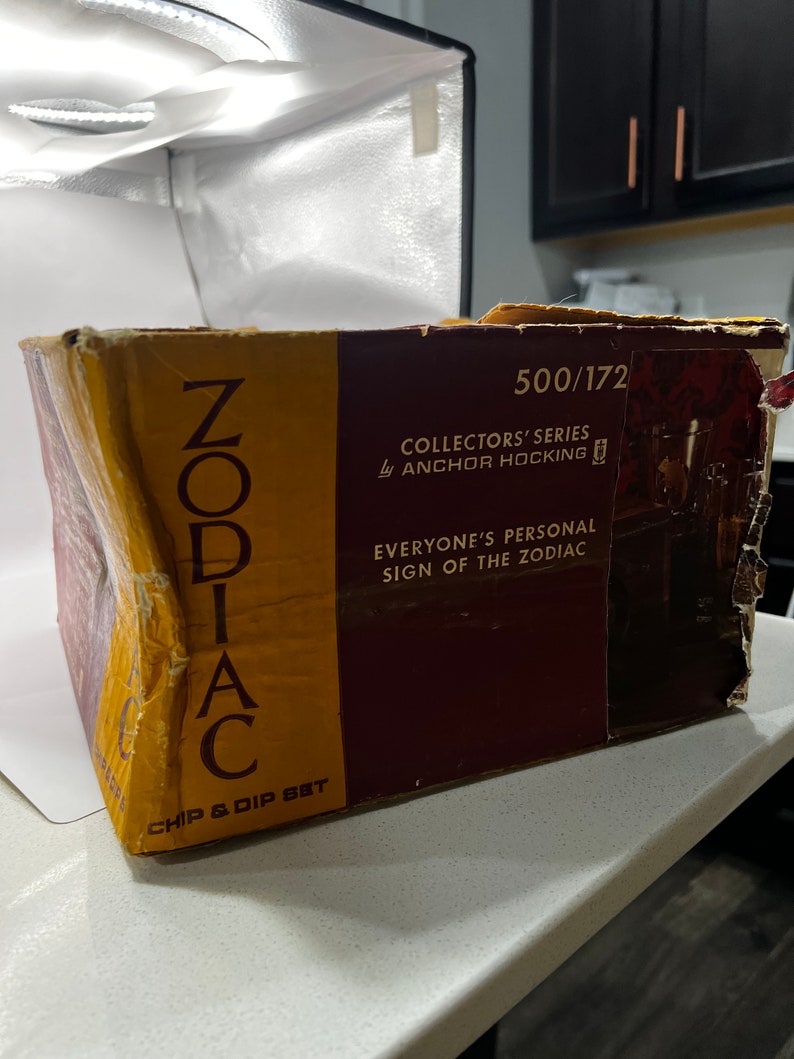 Anchor Hocking Chip and Dip Set, collector's Series Zodiac Chip and Dip