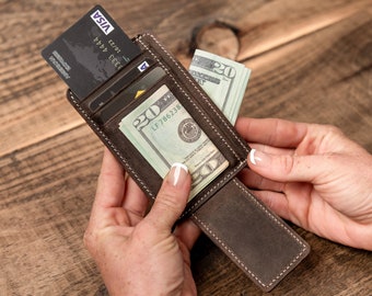 Personalized Leather Wallet with Magnetic Money Clip: Slim Front Pocket Card Holder