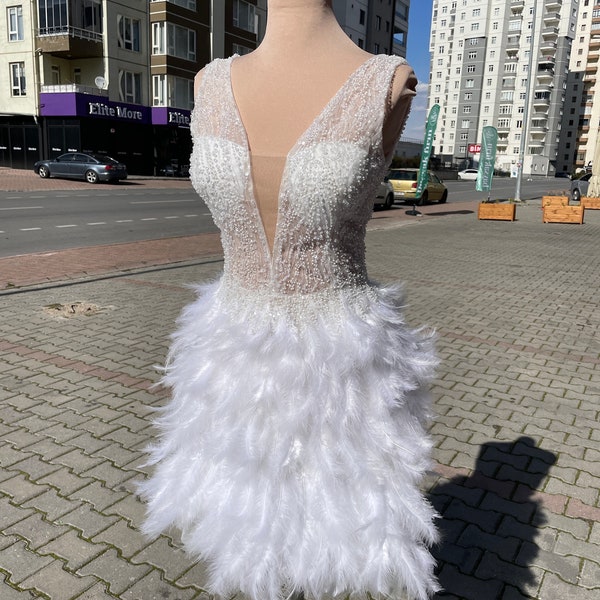 Robe de cocktail blanche,Robe de mariée,Robe de soirée,Robe de fiançailles,Robe de la mariée,Robe d'after,Robe à plumes blanches,Robe blanche,Cadeau pour elle