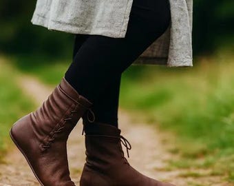 Botas vikingas medievales renacentistas, botas de caballero de cuero sintético para cosplay, botas piratas para LARP de la Feria del Renacimiento, botas vikingas marrones/negras de la Feria del Renacimiento