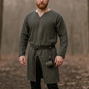 Túnica masculina medieval renascentista, túnica pirata viking Renfair, túnica cosplay de cavaleiro larp de Halloween, túnica de fantasia de festival histórico retrô