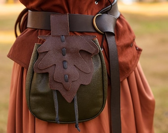 Ren Faire Elven Leaf Belt Bag, Medieval Gothic Leather Waist Bag, Viking Steampunk Renaissance Larp Pouch, Fantasy Cosplay Pirate Belt Pouch
