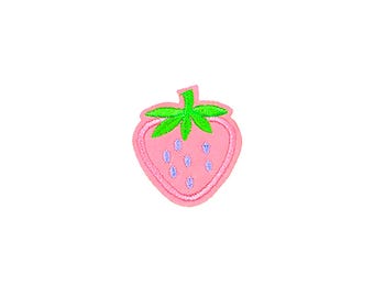 Mini różowa naszywka truskawkowa | Kawaii Pastel Berry aplikacja do prasowania | Haftowana odznaka DIY | Dziewczęcy plecak-kurtka, akcesorium do robótek ręcznych