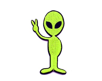 Alien Aufnäher | Pastell Grün UFO Peace Zeichen Space Marsianer Aufbügler | Gestickter DIY Badge | Kinder Jungen Teen Rucksack Jacke Accessoire