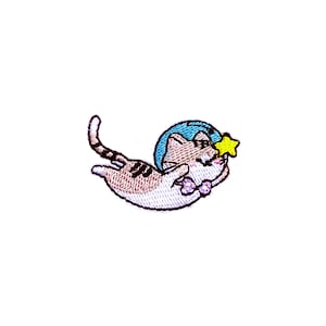 Stick-On Kitty Astronaut Patch | Kawaii Pastel Mini Space Cat Kitten Star Chaser Self-Adhesive Sticker Badge | DIY No-Iron Jacket Accessory