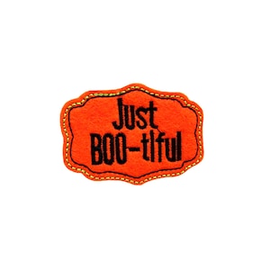 Toppa "Just Boo-tiful" / Applique termoadesiva con fantasma arancione di Halloween e raccolto autunnale / Distintivo fai da te ricamato / Accessorio artigianale per zaino da ragazza