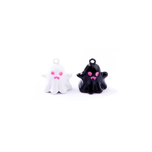 Ghost Charm | 1PC Black White Halloween Sheet Ghost Charm | Kawaii Haunted Spirit Pendant | DIY Spooky Bracelet Necklace 3D Pendant Charm