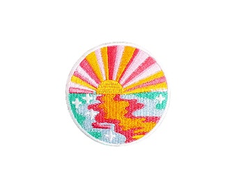 Tropical Sunset Patch | Pastel Kawaii Romantic Beach Ocean Sunrise Iron-On Applique | Sun DIY Badge | Teen Girls Backpack Jacket Flair