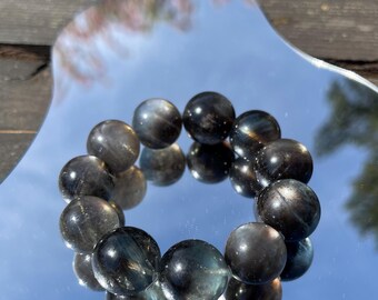 Natural devil blue aquamarine with mica beaded bracelet in 17-18mm+ 天然地狱之眼透体蓝底黑爆闪海蓝宝手串