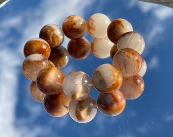 Excellente qualité - Bracelet en poils de lapin jaunes naturels rutilés et perles de quartz fantôme en 19 mm+,