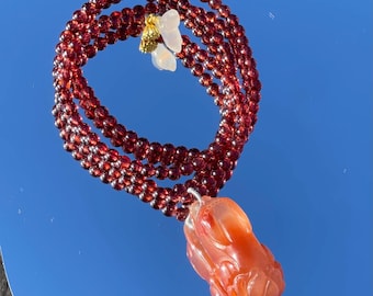 Rare Find - Natural red rabbit hair rutilated fire quartz with garnet beaded necklace in 4mm+, 天然老矿火焰红兔毛九尾狐配石榴石挂牌项链