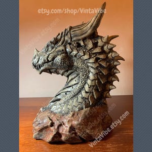 Drakenlamp, stenen lamp, drakensculptuur, stenen drakenlamp, drakentafellamp, drakenstandbeeld, woondecoratie draak, drakencadeau, fantasielamp