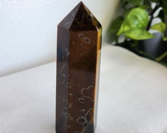 Half Blue Tiger&#39;s Eye and Half Tiger&#39;s Eye Tower