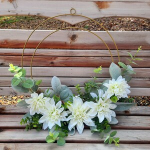 18&quot; Neutral Dahlia, Eucalyptus & Dusty Miller Wreath on Gold Wire Ring