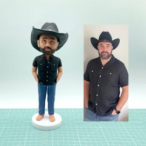 Custom bobbleheads,Personalized Cowboy bobbleheads,Western Cowboy Prizes gifts,anniversary gifts,Birthday gifts for friends,Christmas gifts.