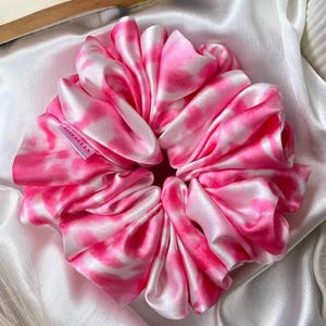 Luxury Satin Silk Scrunchies: Gentle No-Crease Hair Ties