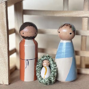 PEG DOLL NATIVITY -- Holy Family