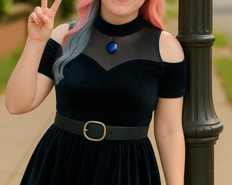 Velvet School Girl Cosplay Dress – Spy-Inspired Costume for Conventions & Events