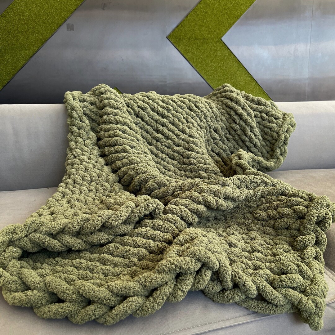 Chunky Knit Blanket, Hand Knit Blanket,, Chunky Yarn Blanket, Chunky