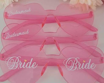 Gafas de sol con forma de corazón: regalos para despedidas de soltera para novias y damas de honor