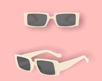 Square/ Rectangular framed sunglasses