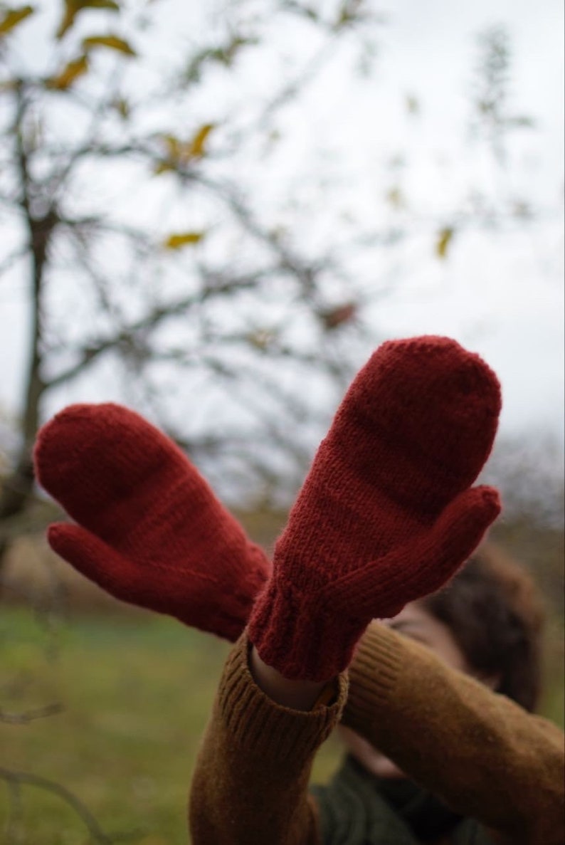 Hand knitted minimalistic wool gloves for women image 9