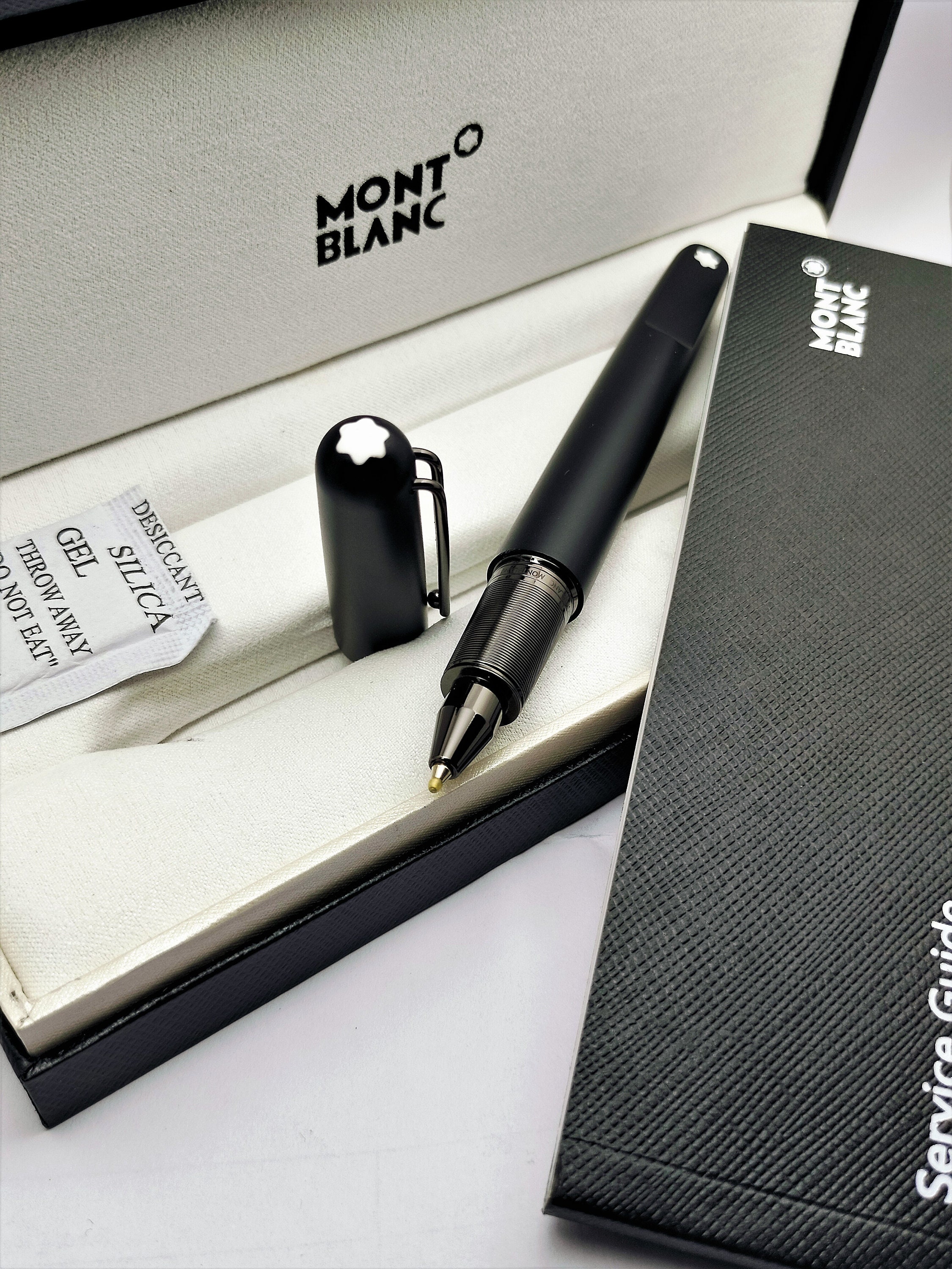 MONT BLANC ボールペン専用ボックス付き Amazon | MONTBLANC PIX ボールペンセット 117086 | 油性