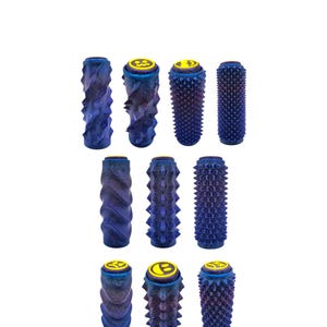Puede incluir: Un surtido de rodillos de espuma azules con varias superficies texturizadas. Algunos rodillos tienen un emblema amarillo en el extremo. Los rodillos están diseñados para fitness y recuperación muscular.