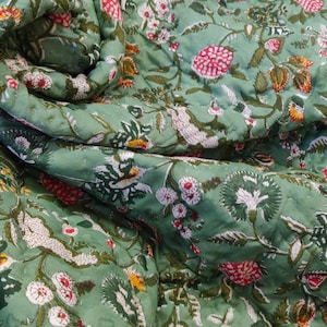 Made in India Reversible Quilt Razai Floral Print Comforter Pure Cotton Quilted Handmade Bordered Elegant Look Bedding Quilt