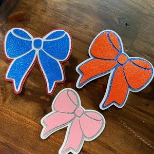 Aangepaste strik voor thuiskomst moeder, aangepaste moeder decoratie, thuiskomst benodigdheden, accessoires voor moeder, moeder knipsel,