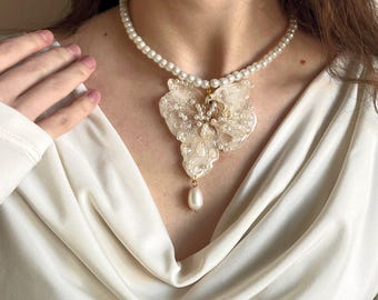 Collar de orquídea para novia, collar de flor de orquídea real con perla, collar botánico de boda hecho a mano.