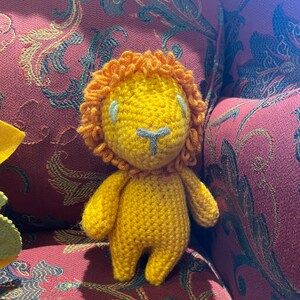 Sam the Lion Crochet Pattern