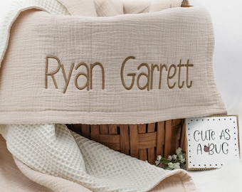 Personalized Baby Blanket with Name, Muslin Swaddle, Waffle knit blanket, Custom Newborn Gift, Baby Shower Gift, Embroidered Blanket