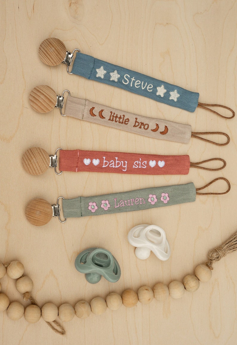 Personalized Pacifier Clip Holder, Embroidered Name, Custom Boho Pacifier Holder, Bamboo Dummy Clip, Monogrammed Baby Shower Gift