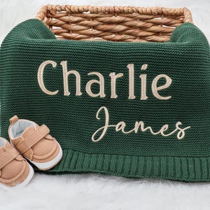 Personalized Knit Baby Blanket, Baby Shower Gift, Embroidered name Baby Blanket, Custom Baby Blanket, Welcome home Baby blanket Keepsake