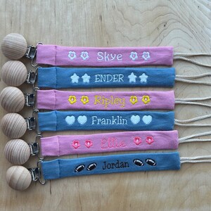 Personalized Pacifier Clip Holder, Embroidered Name, Custom Boho Pacifier Holder, Bamboo Dummy Clip, Monogrammed Baby Shower Gift