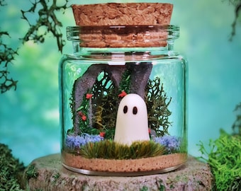 Forgotten Ruins Ghost | Glow in the Dark Ghost Jarling | Gothic Home Decor