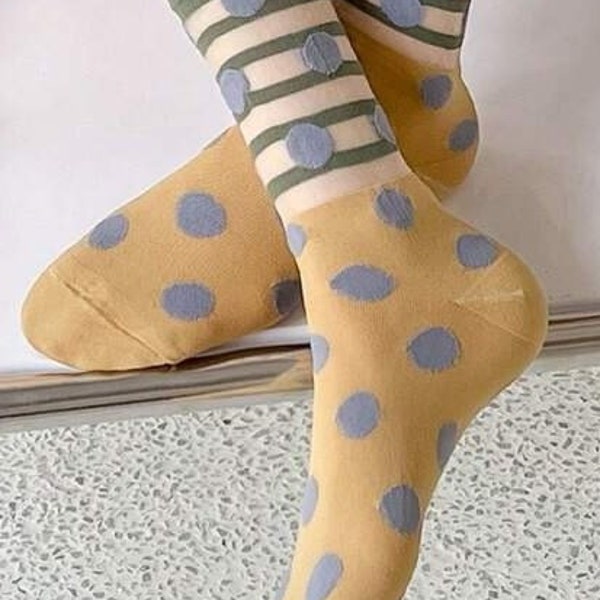 2 Pairs Women Ladies Socks Sheer Mesh Glass Crystal Silk Lace Jacquard Socks Ultra Thin See Through Transparent Socks Polka Dots Ankle Socks
