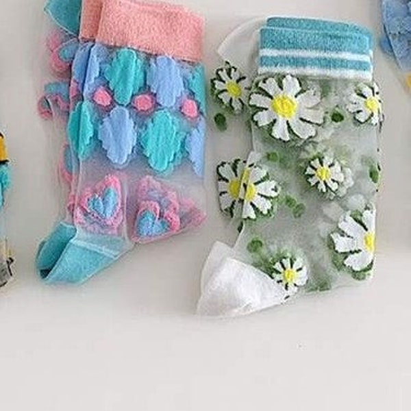 2 Pairs Women Ladies Socks Sheer Mesh Glass Crystal Silk Socks Ultra thin See Through Transparent Socks Summer Lace Flower Tulle Ankle Socks