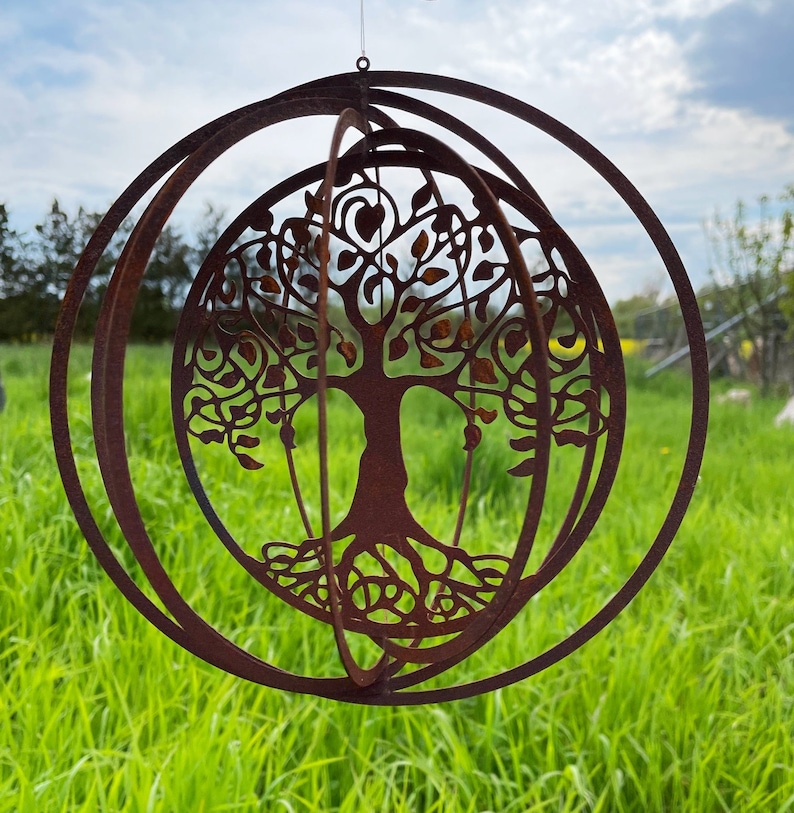 Edelrost Windspiel Lebensbaum 21.5cm filigran Rost Metall Hänger Spirale Baum Gartendeko Geschenk Bild 1