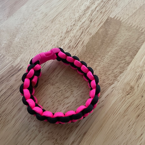 1 Hot pink and black paracord bracelet