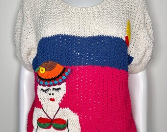 Vintage 1980s Novelty 3D Summer Bikini Girl Scene Colorful Knitted Short Sleeve Top