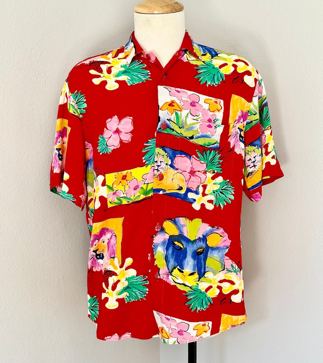 Vintage 1990s Rare Jams World Aloha Style Buttondown Red Shirt With