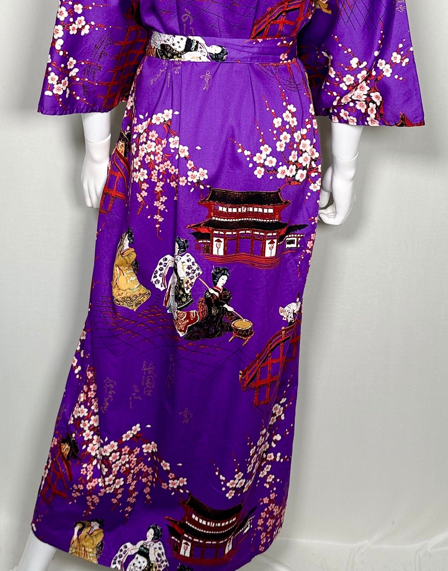 Vintage Early 2000s Japanese Royal Purple Printed Cotton Kimono Robe ...